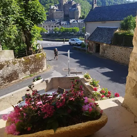 Vendégház Lou Castelou Pont D'estaing Sebrazac