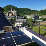 Pensión Lou Castelou Pont D'estaing Sebrazac