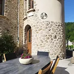 Lou Castelou Pont D'estaing 게스트하우스 3*