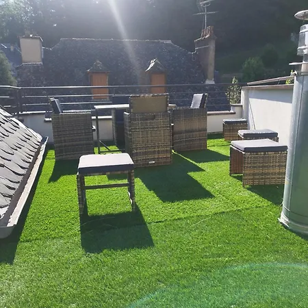 Lou Castelou 3* Sebrazac