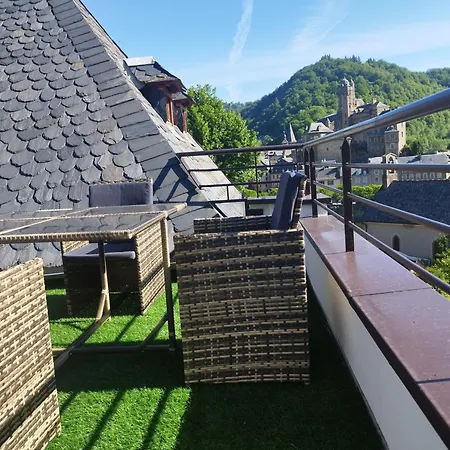 Lou Castelou Pont D'estaing 3* Sebrazac