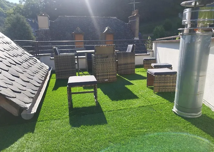 Lou Castelou 3* Sebrazac