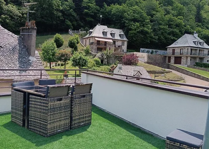 Lou Castelou בית הארחה Sebrazac