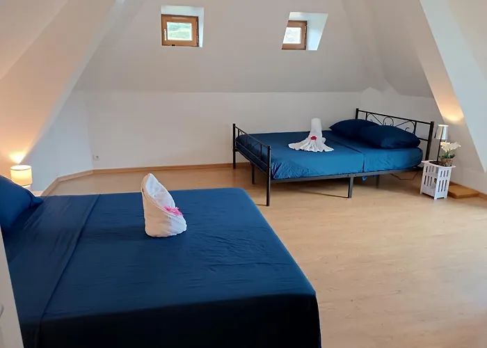 בית הארחה Lou Castelou 3*